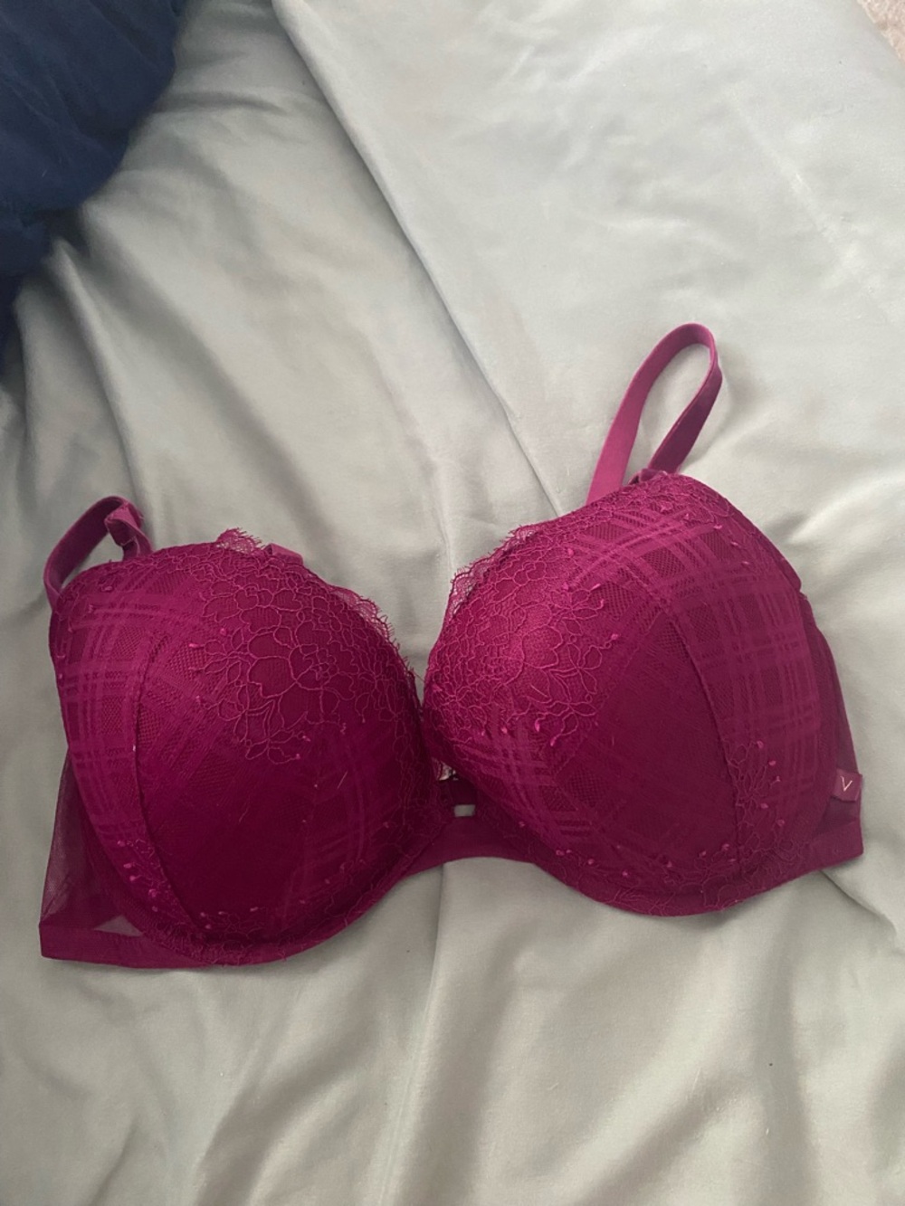 Vs bra